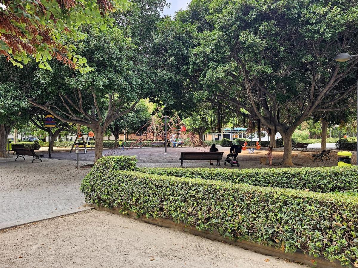 Apartamentos Las Ciencias R فالنسيا المظهر الخارجي الصورة